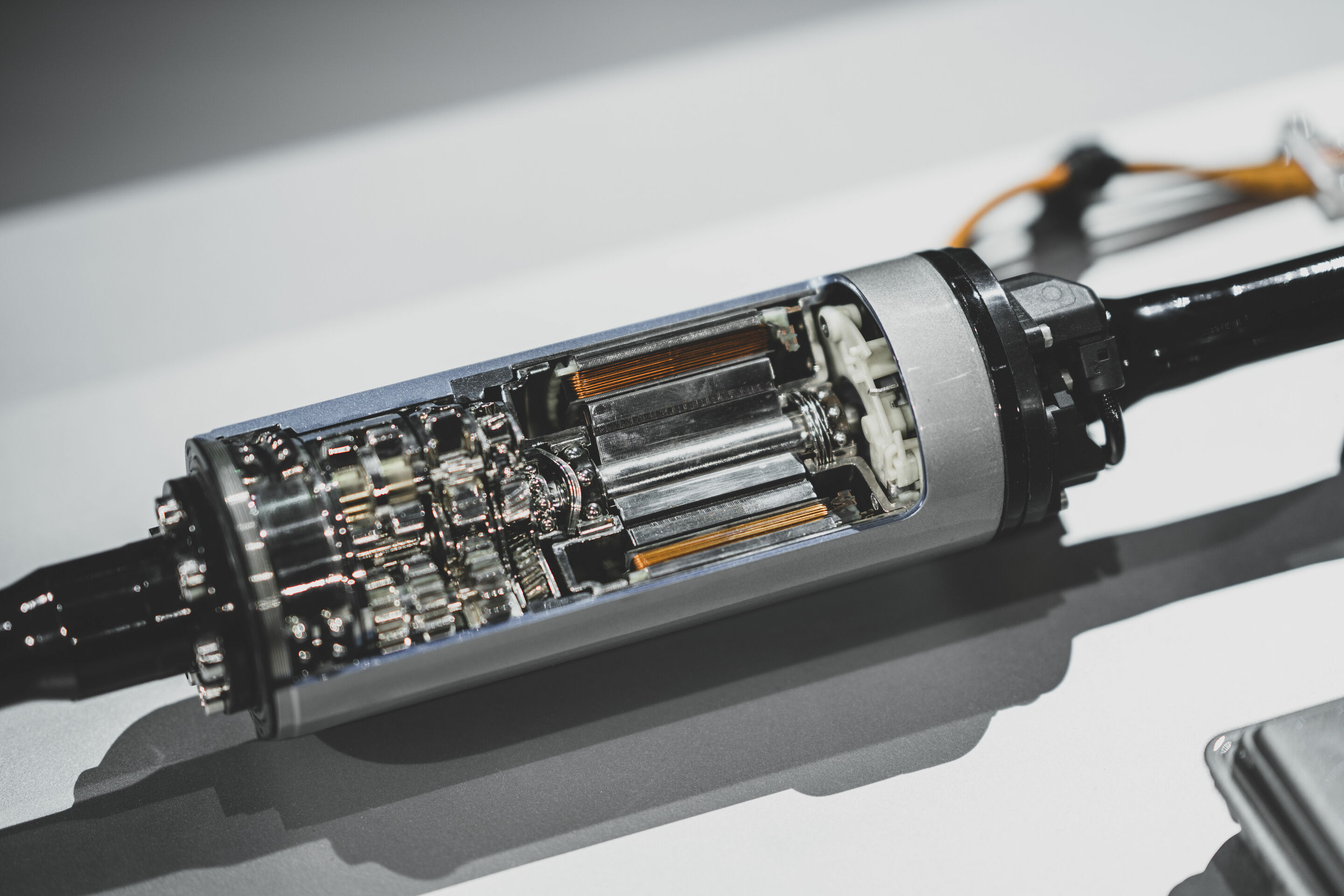 Audi TechTalk Suspension - Electromechanical active roll stabilization