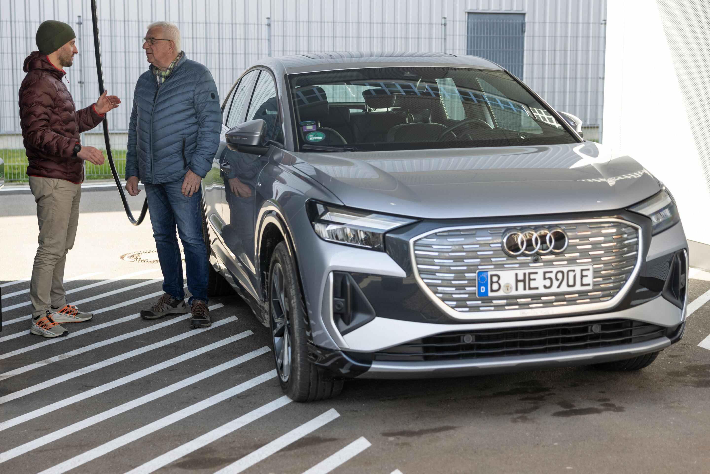Audi charging hub Berlin - Jörg Haucke (right), Elias Hammer (left)