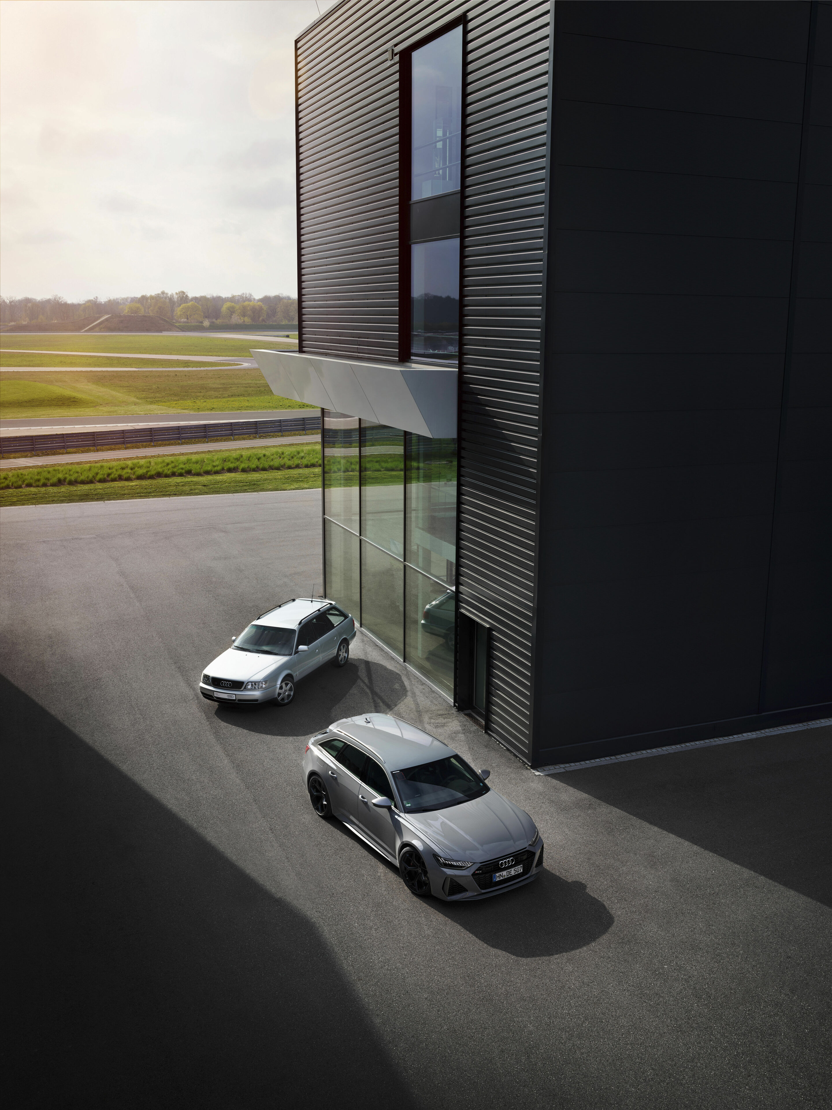 Peak sportiness - Ancestor and descendant: Audi S6 plus and Audi RS 6 Avant performance, color: Nardo Gray