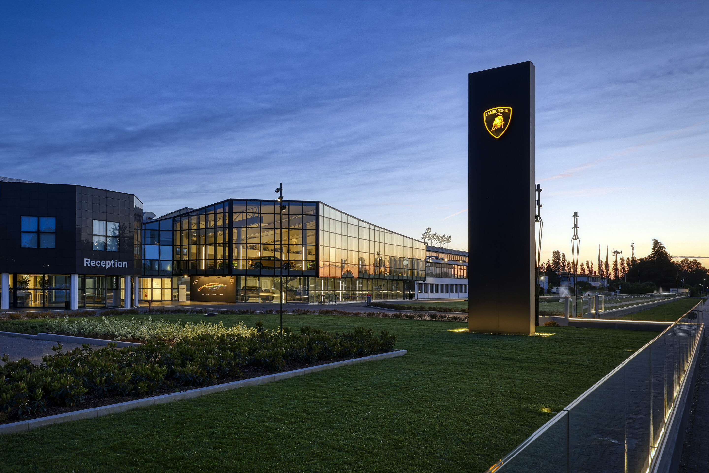Urus and Huracán lead Automobili Lamborghini’s record results in the first half of 2023 - Headquarter Lamborghini