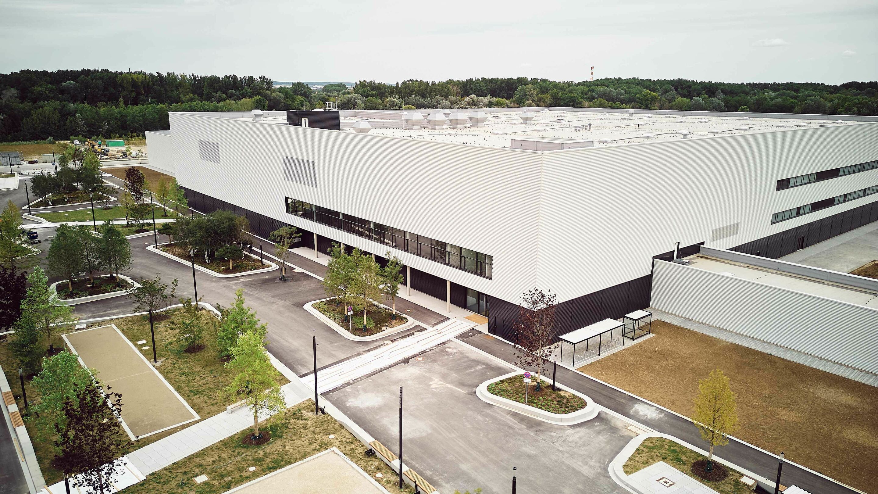 incampus opens in Ingolstadt - The new Vehicle Safety Center at the incampus