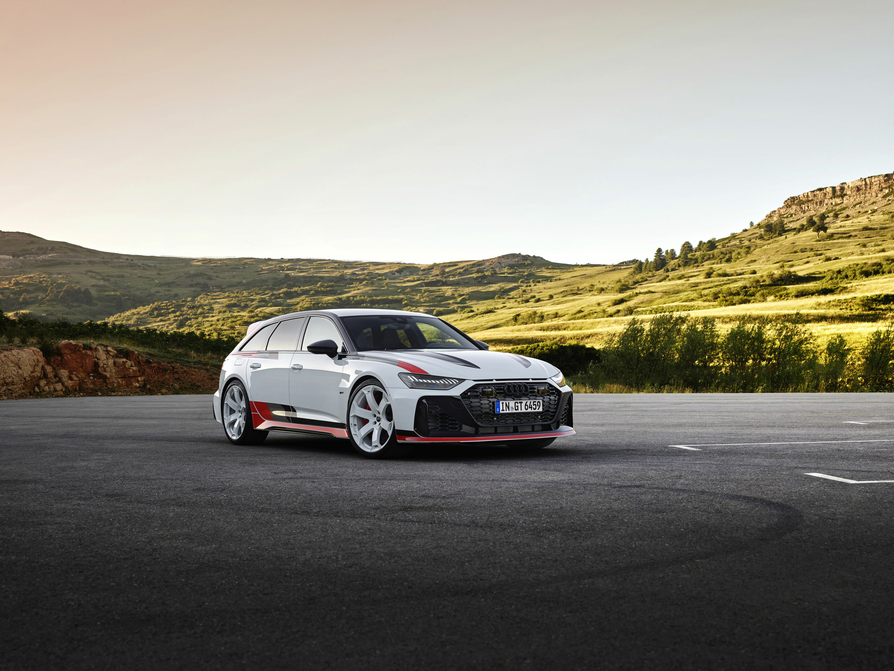 Audi RS 6 Avant GT - Static photo