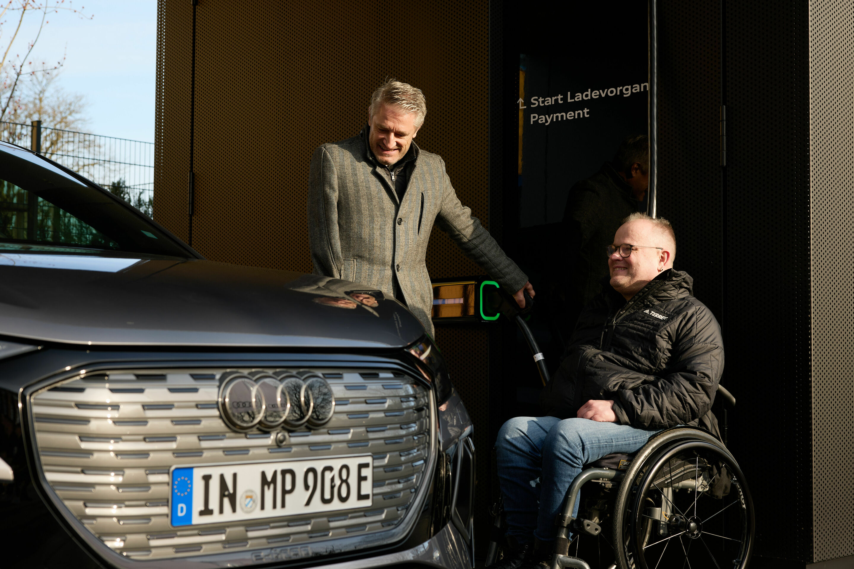 Audi charging hub Frankfurt - Brand ambassador Gerd Schönfelder and Audi customer Uwe Herrmann.