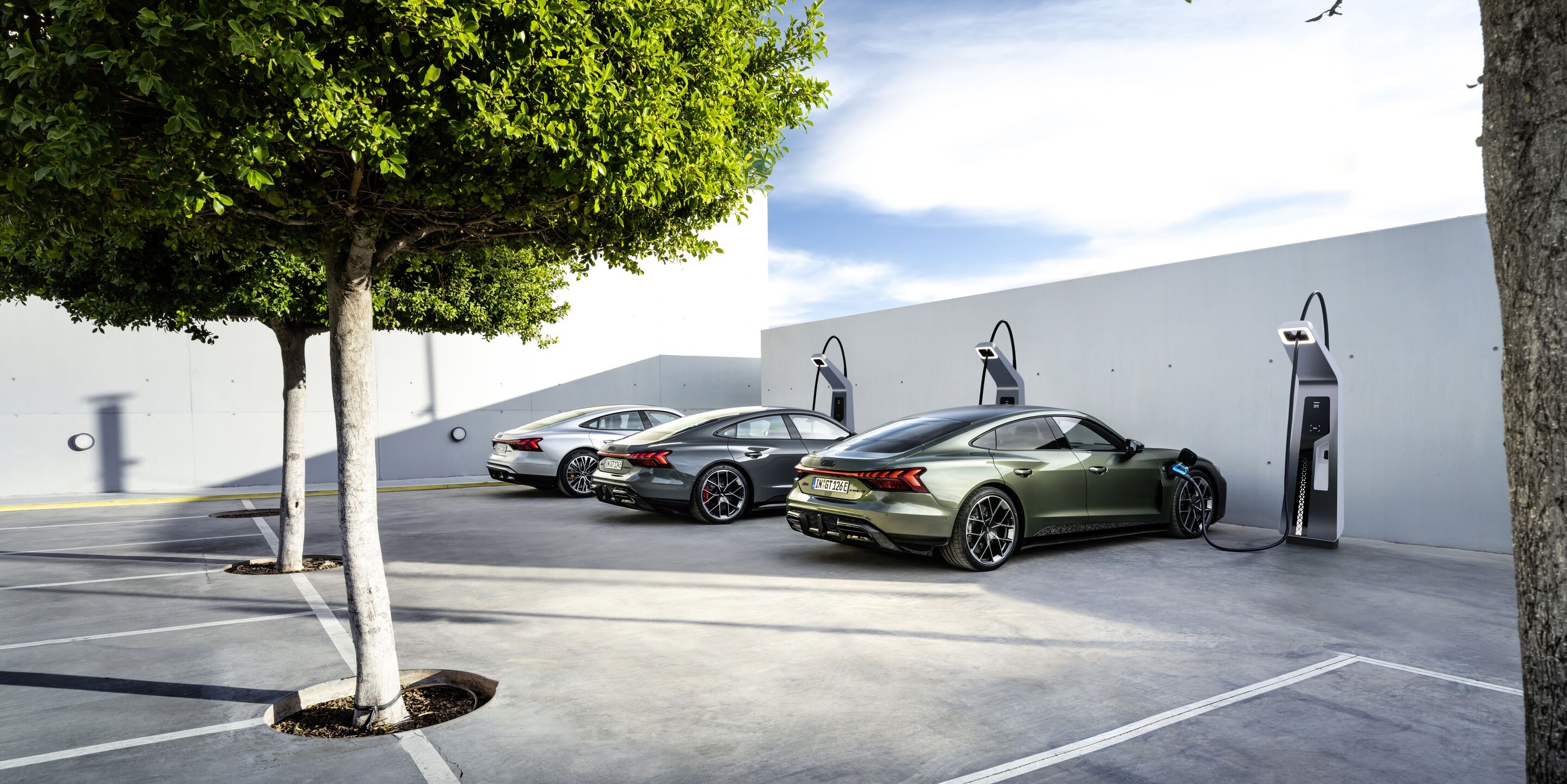 Charging infrastructure - e-tron GT models charging
