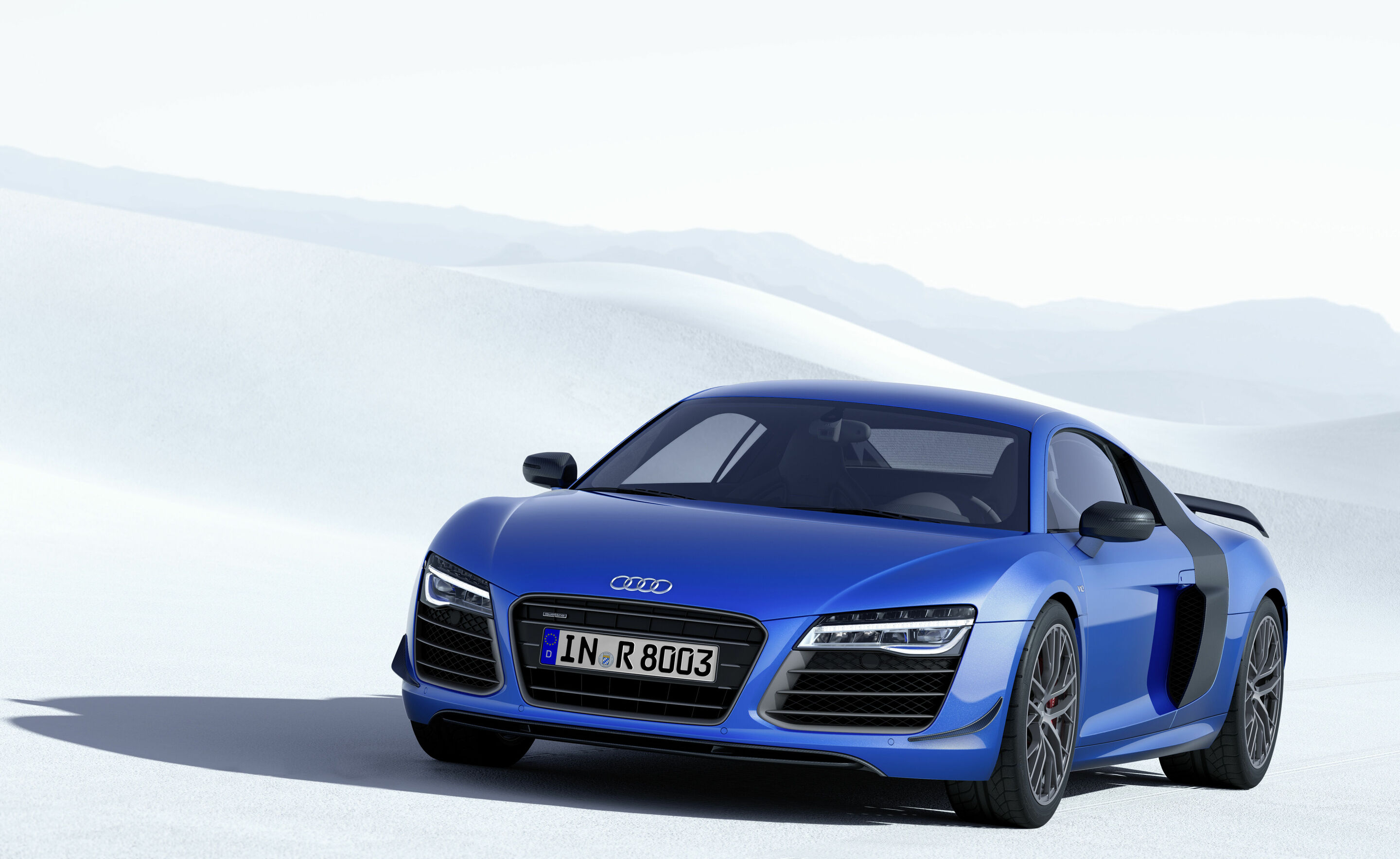 Audi R8 LMX - Static photo 

Colour: in crystal effect paint finish Ara Blue